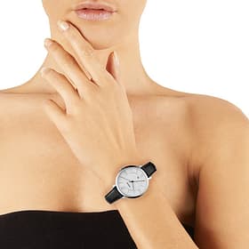 Montre Femme FOSSIL en Cuir Noir